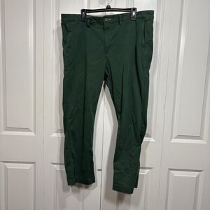 L.L. Bean Comfort Stretch Chino Pants Mens 40x29 Green Straight Leg Casual